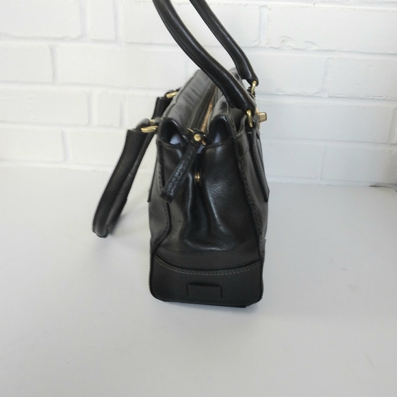 Coach black leather satchel style bag - Picture 2 of 9